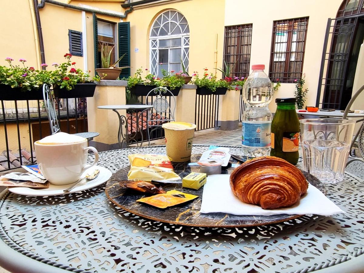 The Lux Bed and breakfast *